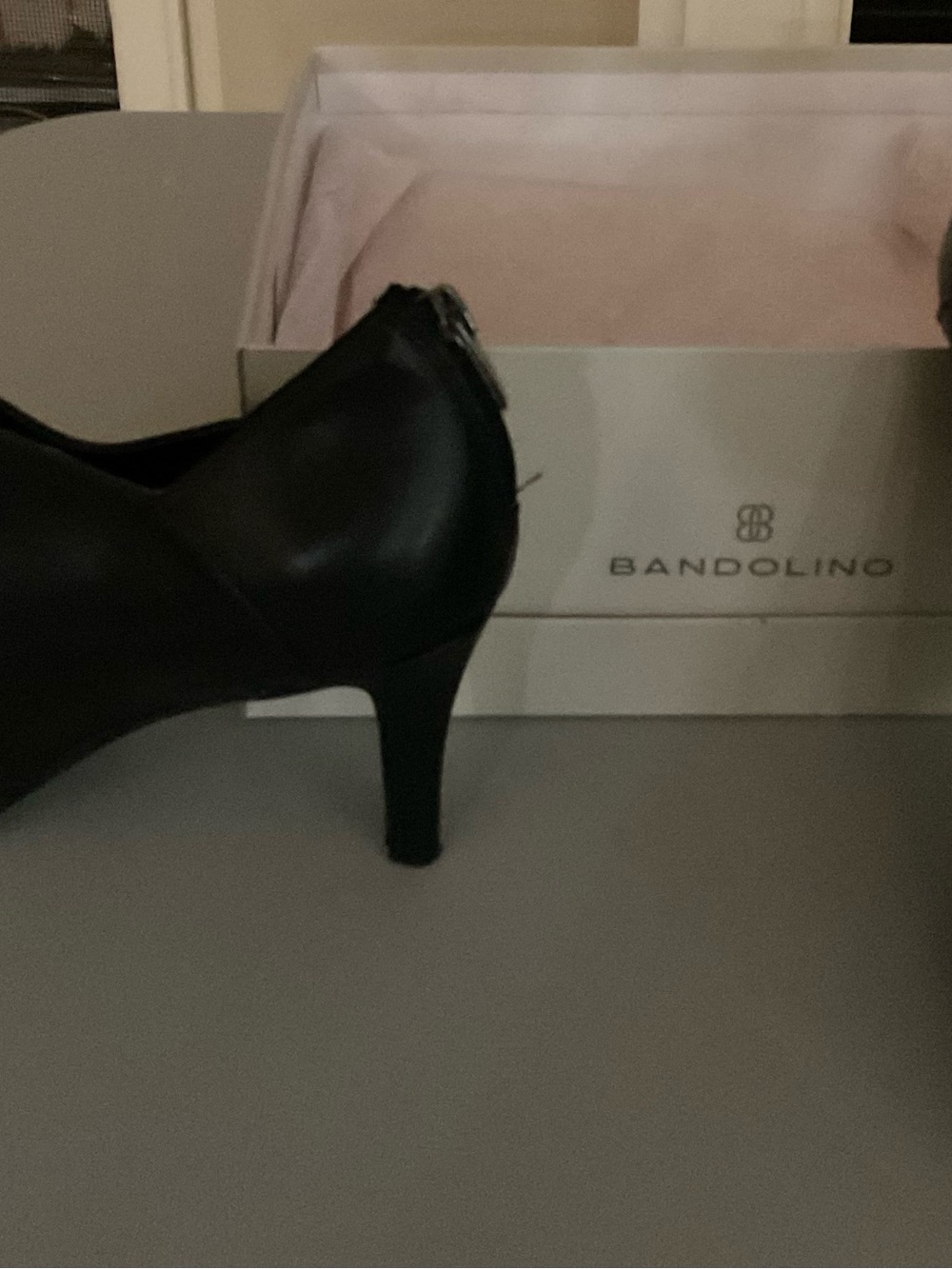 Bandolino Black Back-Zip Leather Pointed-Toe Heels